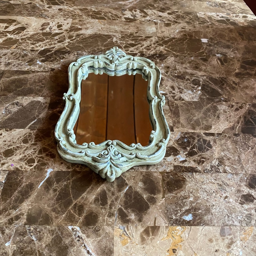NWOT ACCENT Mirror